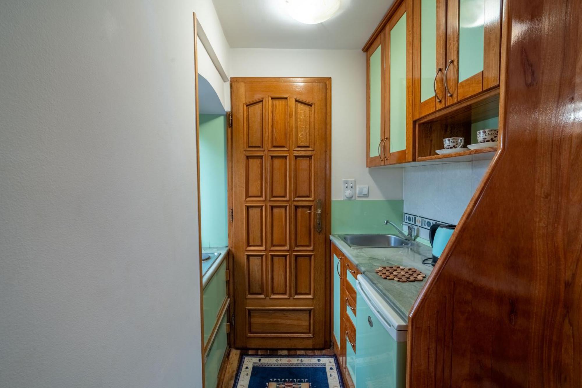 Studios Belvi โกตอร์ ภายนอก รูปภาพ